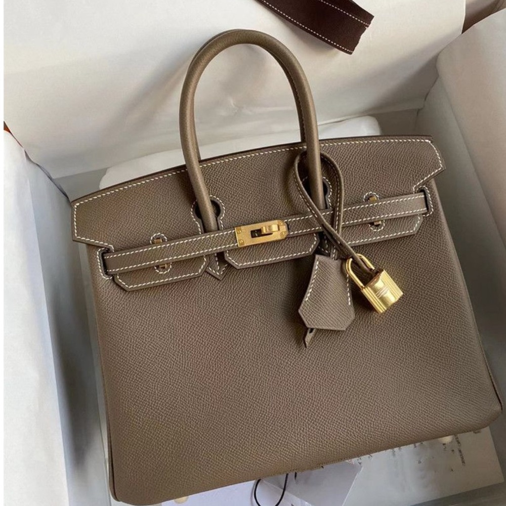 Handbags 👜